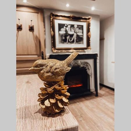 Appartement Romantique Parisien, Baignoire Retro Au Pied Du Lit Μπουλόν-Σιρ-Μερ Εξωτερικό φωτογραφία