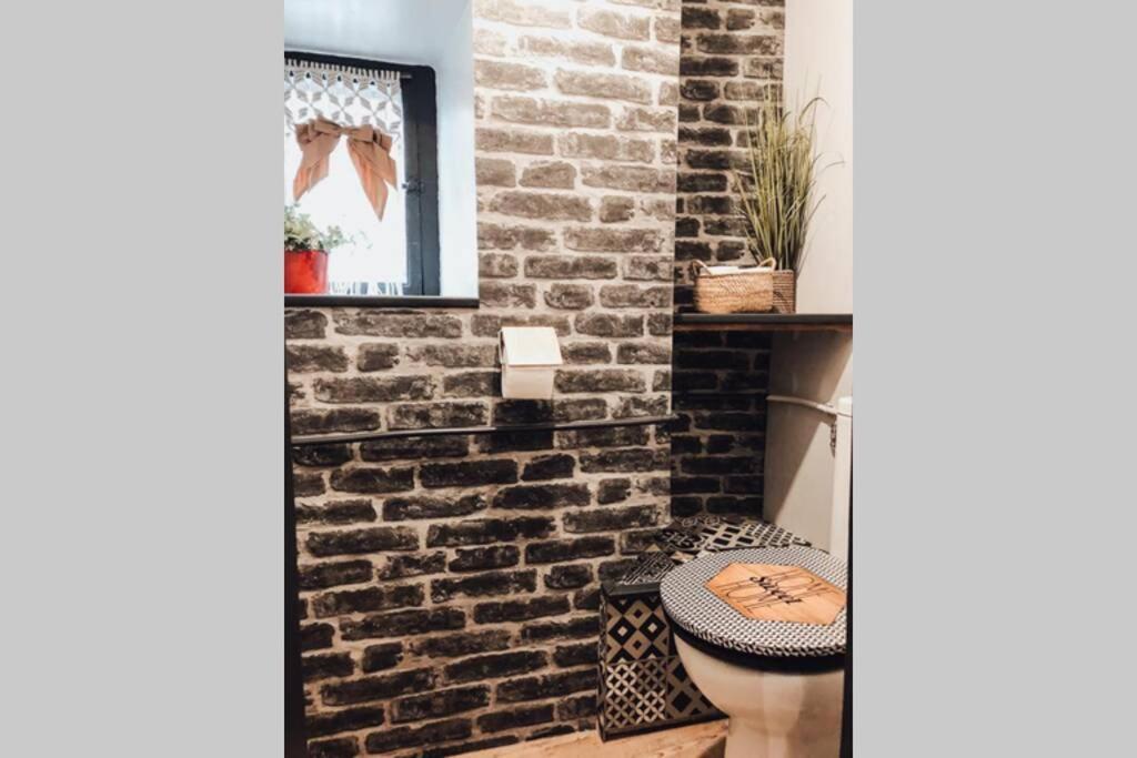 Appartement Romantique Parisien, Baignoire Retro Au Pied Du Lit Μπουλόν-Σιρ-Μερ Εξωτερικό φωτογραφία
