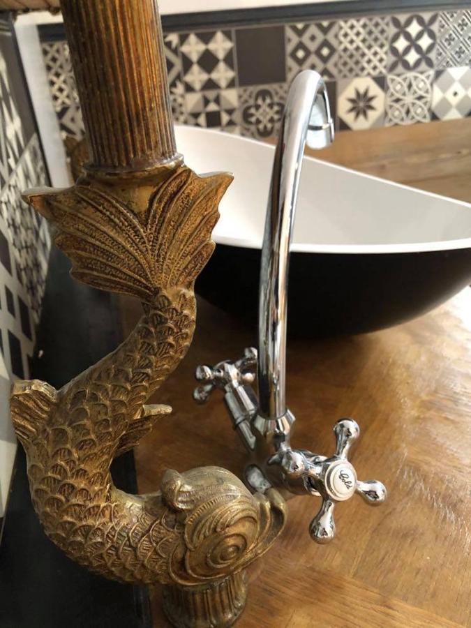 Appartement Romantique Parisien, Baignoire Retro Au Pied Du Lit Μπουλόν-Σιρ-Μερ Εξωτερικό φωτογραφία
